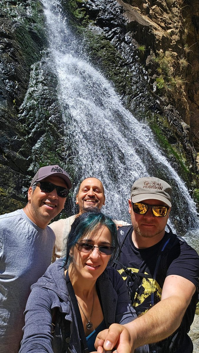 Marrakech,la ville au milles et une teintes,Marrakech,sommet conquis,massage,ville rouge,palais bahia,lieux emblématiques,vallée ourika,evasion,marrakech by night,place jemaa el fla