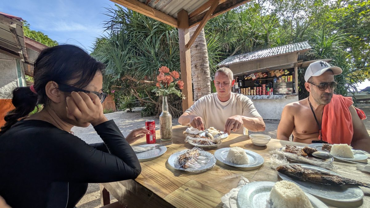 visiter balicasag island,biodiversité marine philippines,bacasag island,coraux balicasag,voyage aux philippines,entre émerveillement et déception,un réveil aux aurores,dauphins,déception et frustration,bilan mitigé,conseils,snorkeling