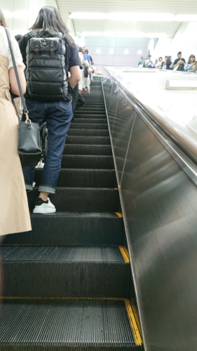 escalator tokyo