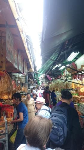 Des temples, un parc, un marché et Chinatown