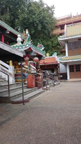 Chinatown wat khanika phon